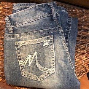 Maurices jeans